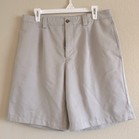 Van Heusen Other - Vanheusen Khaki shorts